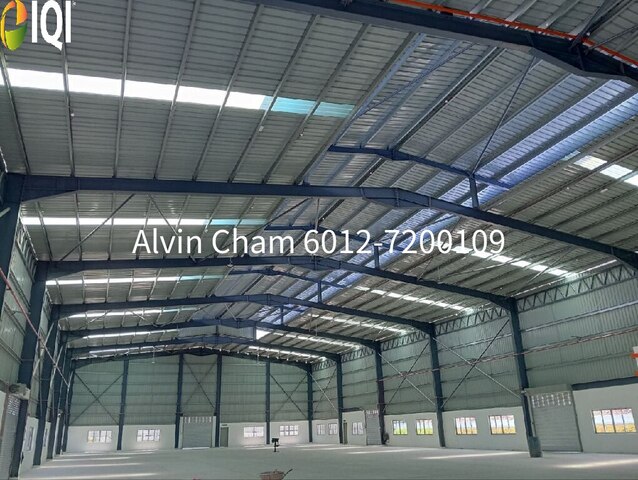 Detached Factory with Mezzanine Office @ Kempas image