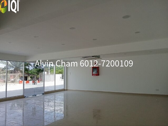 Detached Factory with Mezzanine Office @ Kempas photo