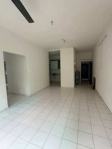 Pulai Utama Low Cost Flat,Skudai,Johor Bahru,Level 1,Full Loan photo
