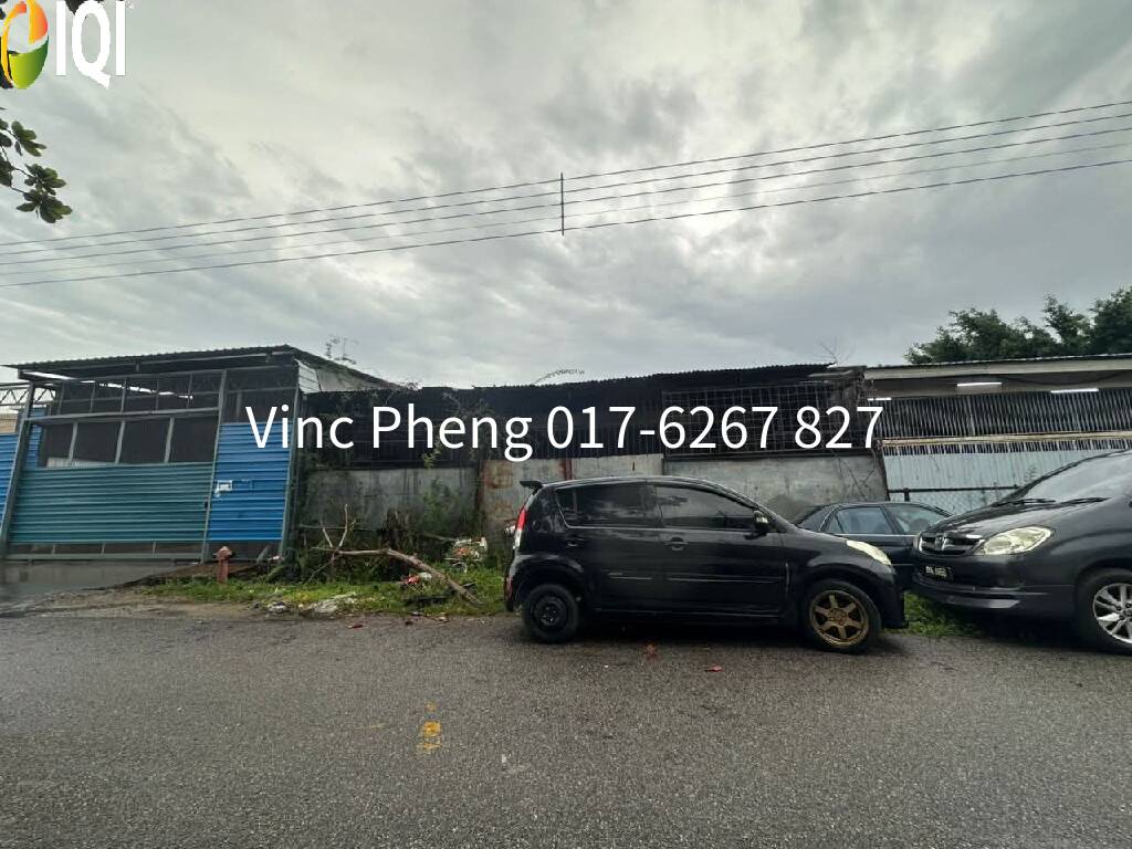 RM380K Only! BELOW VALUATION! Factory @ Malim Industrial Area Melaka image
