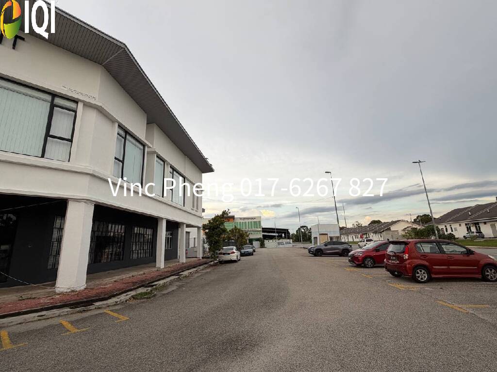 PRIME GROUND FLOOR CORNER Shoplot For Rent @ Angkasa Nuri image