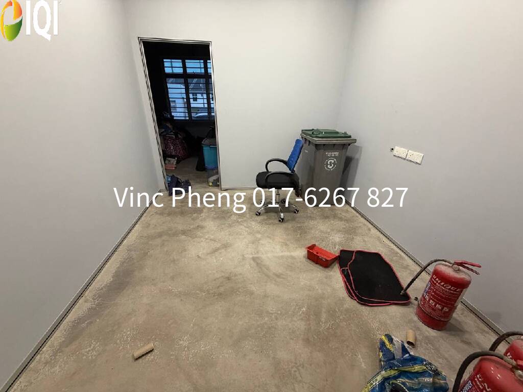 PRIME GROUND FLOOR CORNER Shoplot For Rent @ Angkasa Nuri image