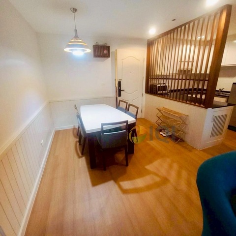 Condo for sale, Serene Place Sukhumvit 24, spacious, in the heart of the business district, near BTS Phrom Phong. image