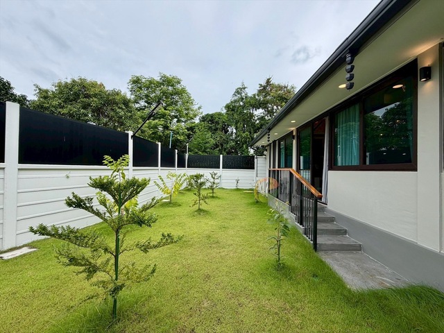 Resort Style Pool Villa for sale in Sarika Subdistrict, Mueang Nakhon Nayok  image