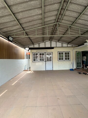 Single story detached house for sale, newly renovated and ready to move in. Pla Thong Village, Srinakarin, at the beginning of Soi Sridan 4, near the Yellow Line BTS. image