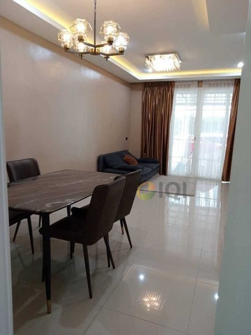 3-story townhome for sale, very good condition, ready to move in. Golden City Chaengwattana-Pakkret project. image
