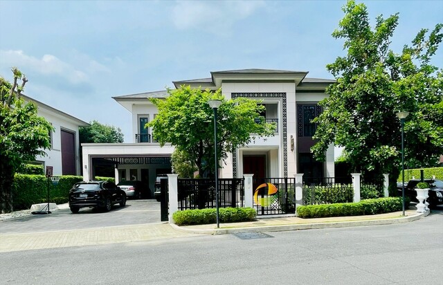 Single house for sale Chewawan Pinklao - Sathorn , located on Phutthamonthon Sai 1 Road. photo