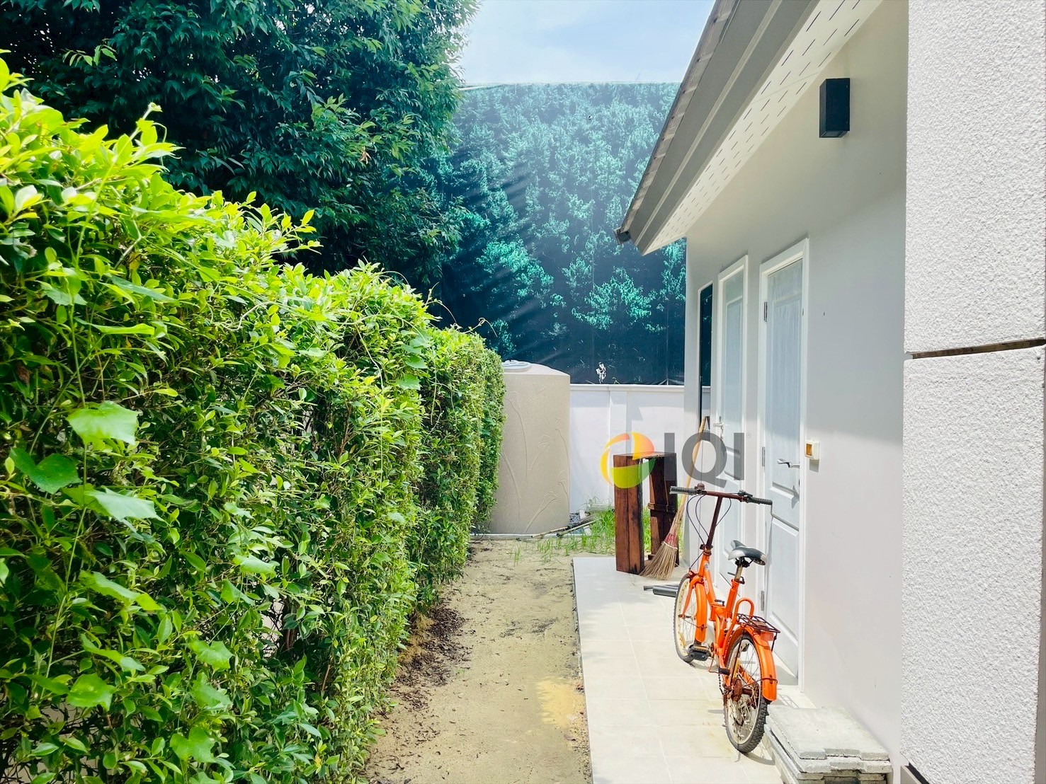 Single house for sale Chewawan Pinklao - Sathorn , located on Phutthamonthon Sai 1 Road. image