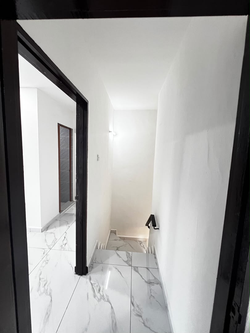 Taman Skudai Baru 2 Sty Low Cost,Jalan Hang Tuah,Skudai,Renovated image
