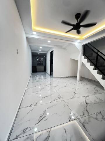 Taman Skudai Baru 2 Sty Low Cost,Jalan Hang Tuah,Skudai,Renovated image