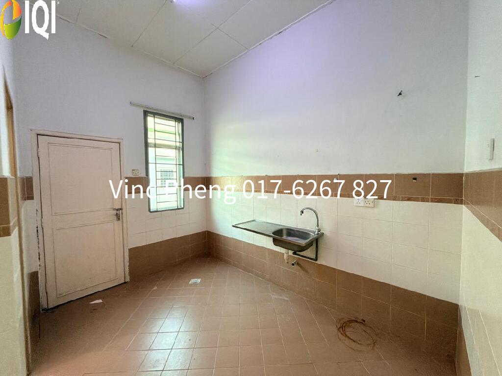 AFFORDABLE 4Room Single Terrace House @ Taman Krubong Jaya image