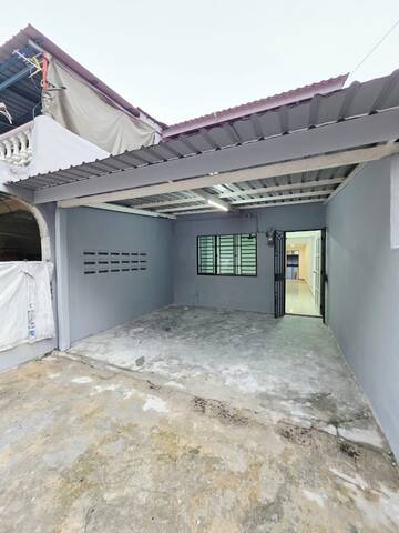 Taman Megah Ria 2 Sty Low Cost,Jalan Bayan,Masai,Full Loan,Extend image