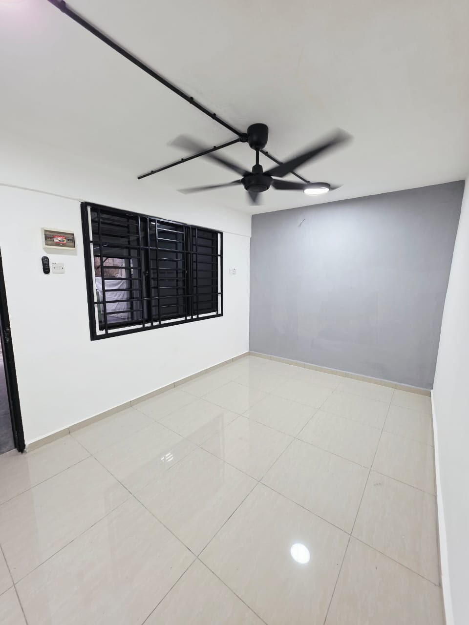 Taman Megah Ria 2 Sty Low Cost,Jalan Bayan,Masai,Full Loan,Extend image