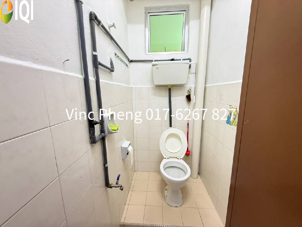 VALUE BUY! FACING PADANG Double Storey Terrace @ Bukit Katil image