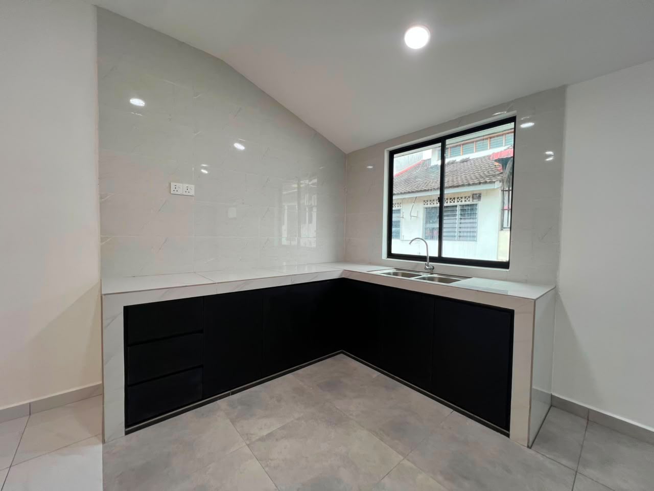Taman Johor Jaya 1 Sty Terrace,Jalan Dedap,Johor Bahru,Renovated image