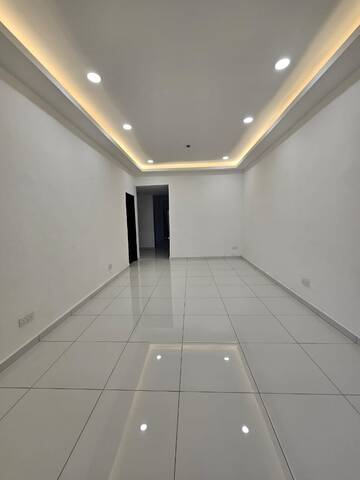 Taman Ungku Tun Aminah 1 Sty Terrace,Jalan Laksamana,Skudai,Renovated image