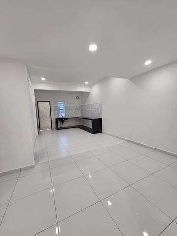 Taman Ungku Tun Aminah 1 Sty Terrace,Jalan Laksamana,Skudai,Renovated image