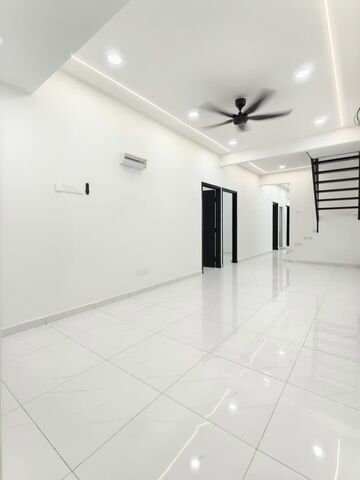 Desa Cemerlang 1 Sty Terrace,Jalan Kekabu,Ulu Tiram,Renovated,Extend image