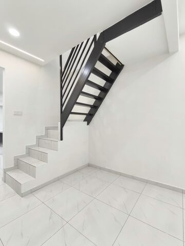 Desa Cemerlang 1 Sty Terrace,Jalan Kekabu,Ulu Tiram,Renovated,Extend image