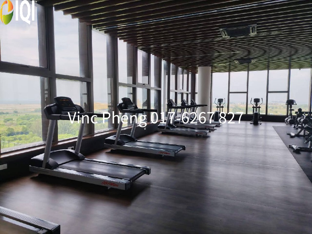 FULLY FURNISHED Studio Sea & City View @ Bali Residence image