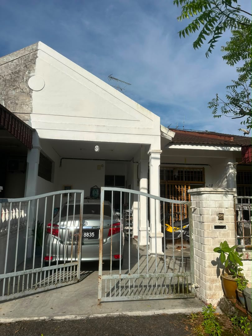 Taman Angkasa 1 Sty Terrace,Jalan Bintang,Senai,Original Condition image