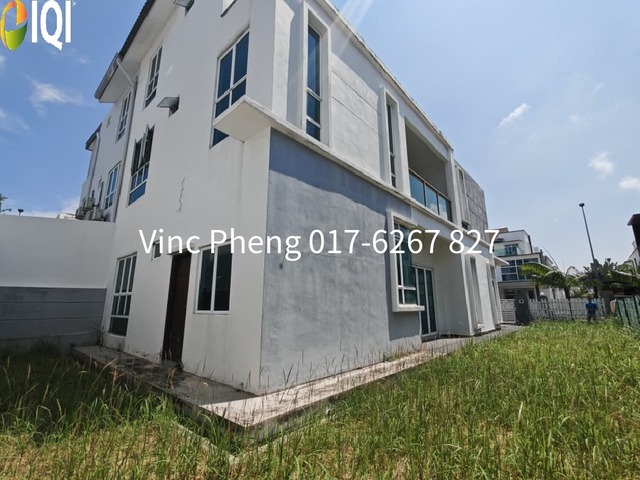 NEW BARE SPACIOUS 40x80 Semi-D For Sale @ Klebang Utama Melaka image