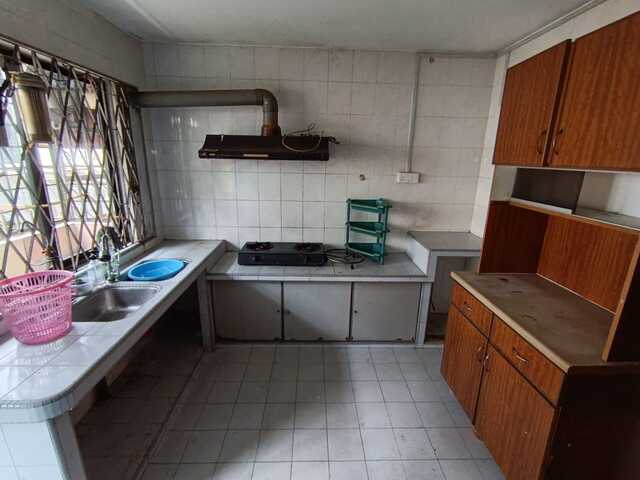Taman Muhibbah 2 Sty Low Cost,Jalan Jambu Mawar,Saleng,Kulai,Renovated image
