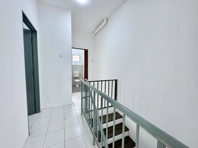 Scientex Kulai 2 Sty Medium Cost,Kelapa Sawit,Johor Bahru,Renovated image