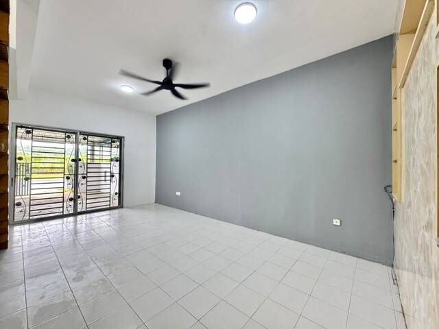 Scientex Kulai 2 Sty Medium Cost,Kelapa Sawit,Johor Bahru,Renovated image
