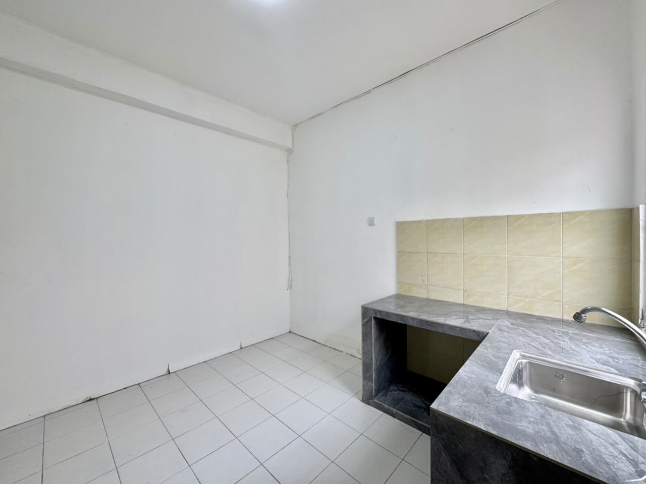 Scientex Kulai 2 Sty Medium Cost,Kelapa Sawit,Johor Bahru,Renovated image