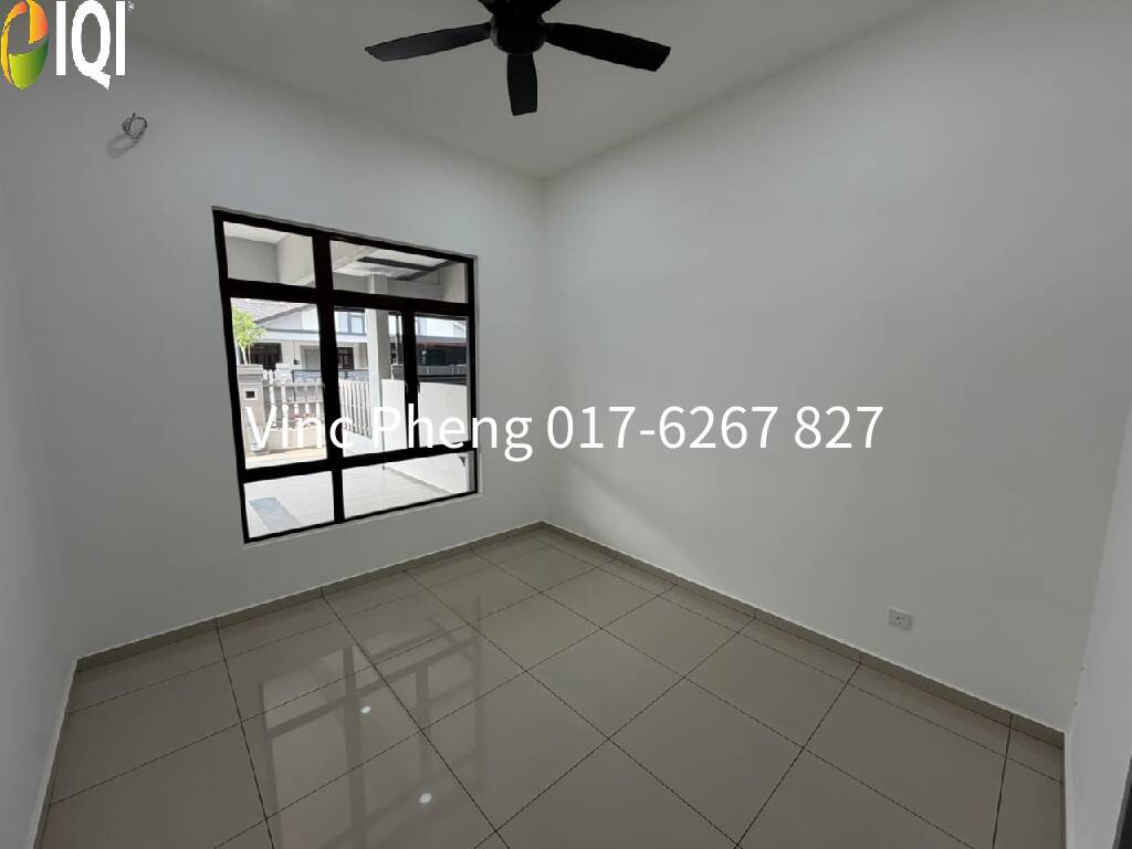 BRAND NEW NEVER OCCUPIED Terrace @ Bandar Botani Parkland Jasin image