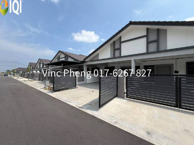 BRAND NEW NEVER OCCUPIED Terrace @ Bandar Botani Parkland Jasin image