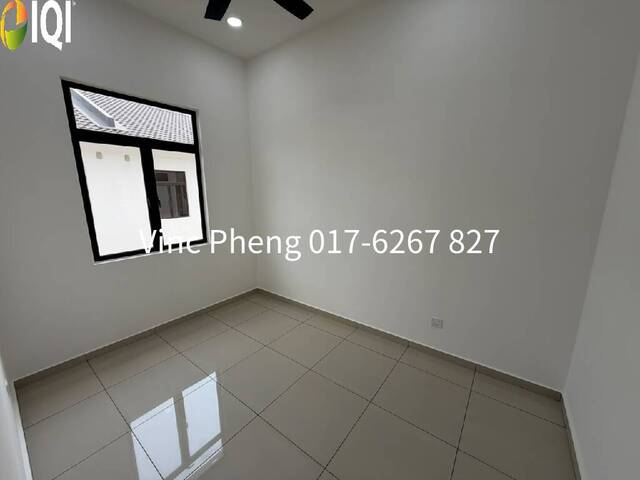 BRAND NEW NEVER OCCUPIED Terrace @ Bandar Botani Parkland Jasin image