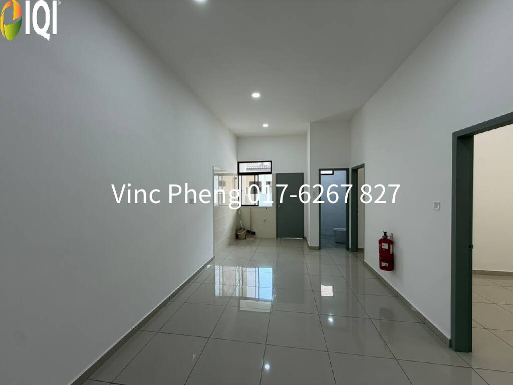 BRAND NEW NEVER OCCUPIED Terrace @ Bandar Botani Parkland Jasin image