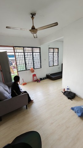 Taman Perling Camar Low Cost Flat,Ground Floor,Johor Bahru,Renovated image