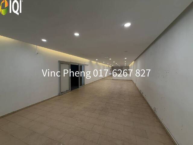 LARGE Commercial Premises @ MELAKA CITY Laksamana Cheng Ho image
