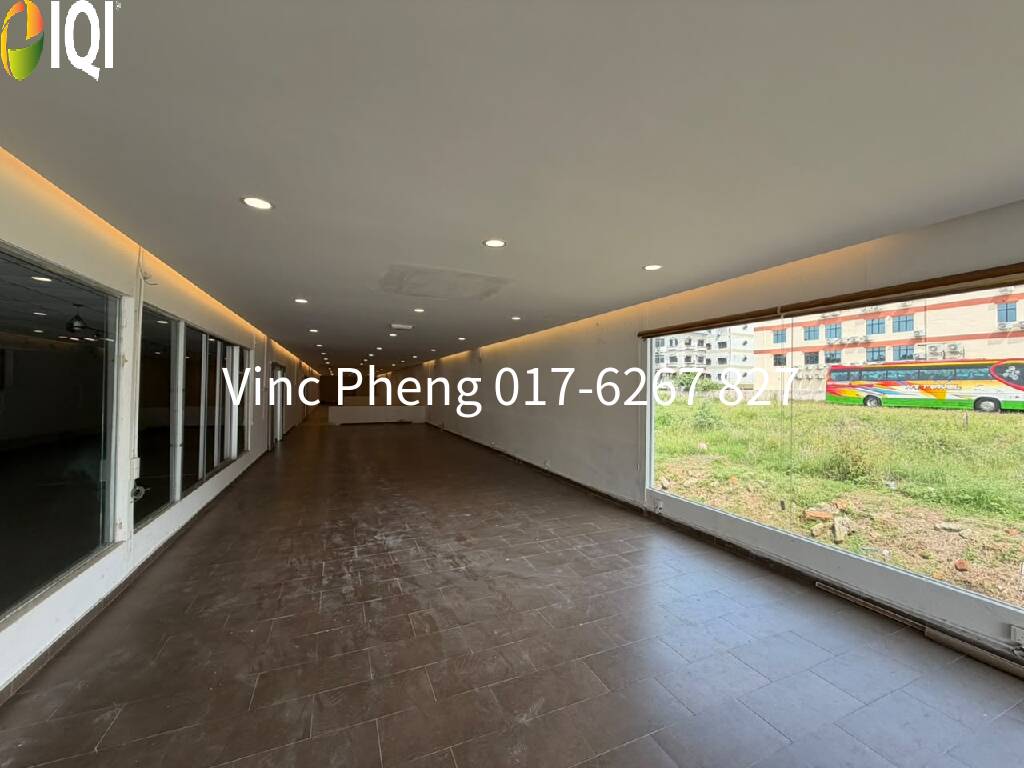 LARGE Commercial Premises @ MELAKA CITY Laksamana Cheng Ho image
