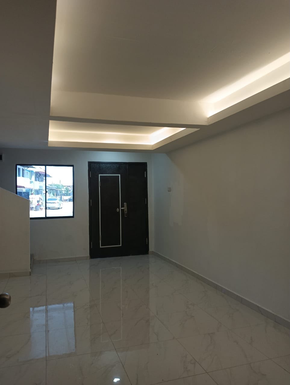 Taman Utama 2 Sty Low Cost,Jalan Utama,Pekan Nanas,Renovated,Full Loan image