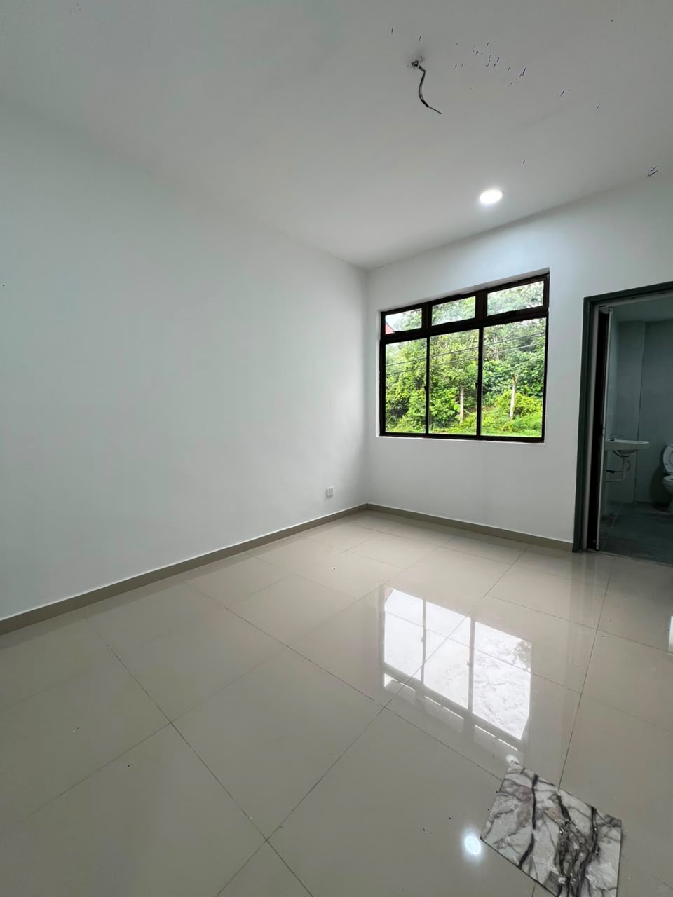 Taman Sri Skudai 2 Sty Terrace,Jalan Emas,Skudai,Renovated,Extend image
