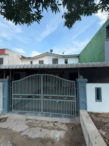 Taman Mawar 2 Sty Terrace,Jalan Mawar,Pasir Gudang,Renovated,Full Loan image