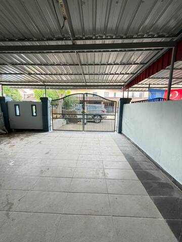 Taman Mawar 2 Sty Terrace,Jalan Mawar,Pasir Gudang,Renovated,Full Loan image
