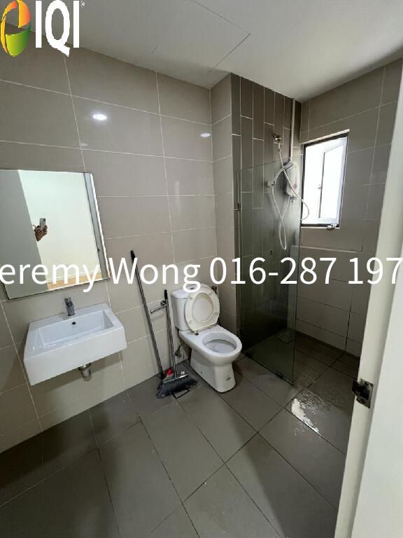 Urbana Residences image