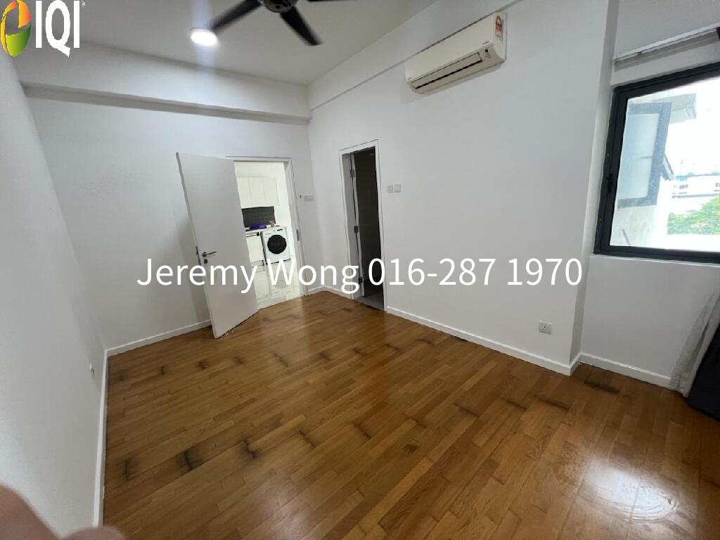 Urbana Residences image