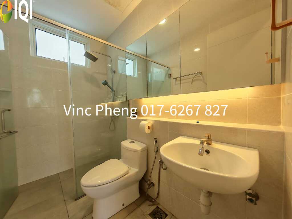 PREMIUM FULLY FURNISHED Condo @ Parkland Residence Bachang image