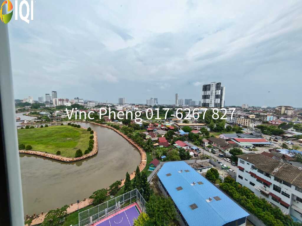 PREMIUM FULLY FURNISHED Condo @ Parkland Residence Bachang image