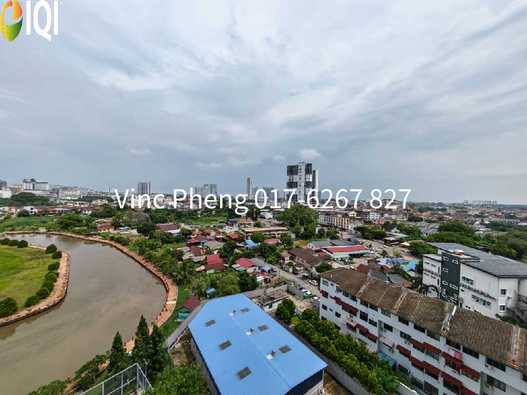 PREMIUM FULLY FURNISHED Condo @ Parkland Residence Bachang image