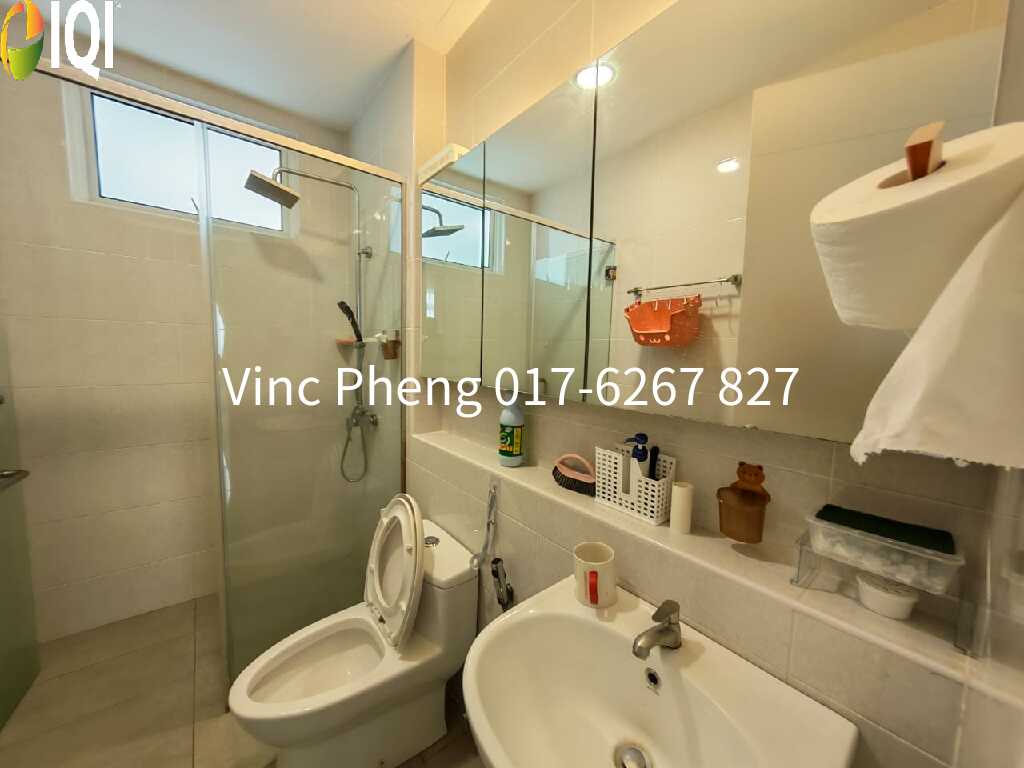PREMIUM FULLY FURNISHED Condo @ Parkland Residence Bachang image