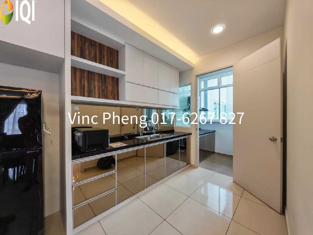 PREMIUM FULLY FURNISHED Condo @ Parkland Residence Bachang image
