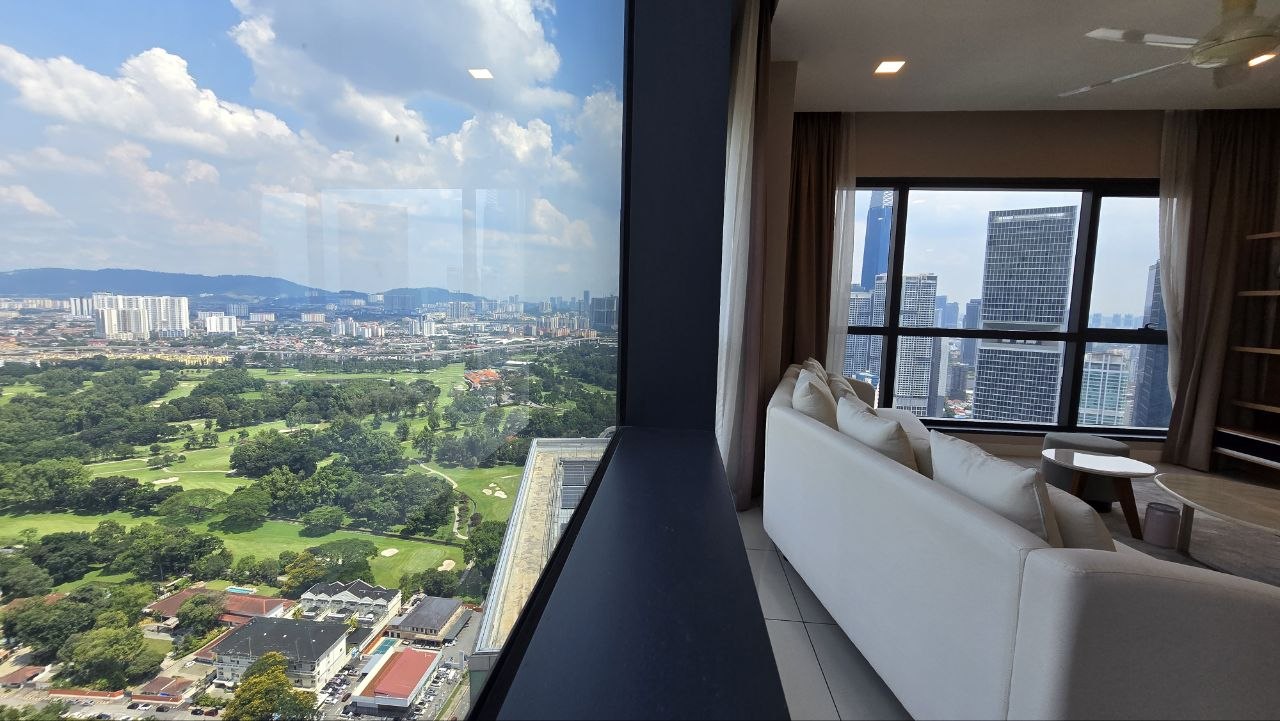 Aria Luxury Residence image