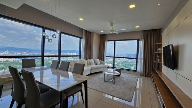 Aria Luxury Residence image